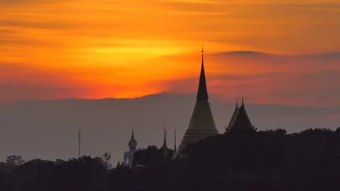 Pagoda at sunset. Video stock 118094734
