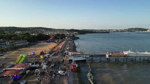Paignton, England: Partial solar eclipse and Paignton seafront Stock-Footage 342317549