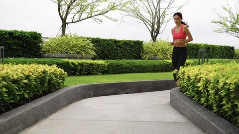 Painful legs while running Stock Footage 117825485