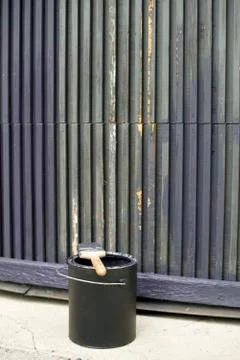 Paint can   paintbrush Stock Photos