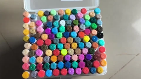 Paint markers in various colors Vídeos de archivo 341746510