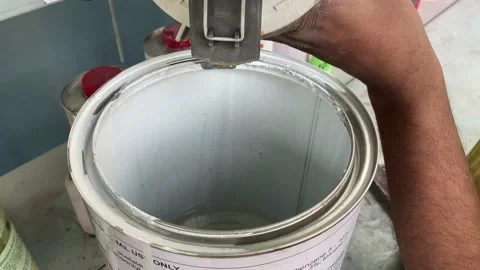 Paint mixing Stock Footage 220180516