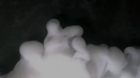 Paint in water 库存影片 84682800