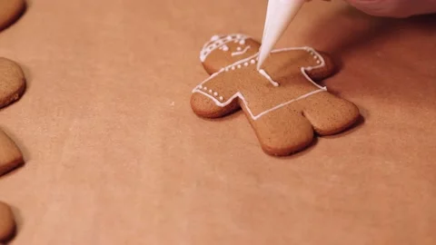Painted gingerbread man with sugar glaze. Selective focusing. Stock Footage 167233496