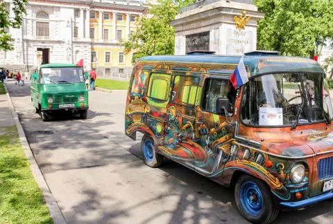 Painted micro bus. Фото