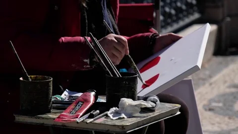 Painter in Lisbon 스톡 동영상 73133399