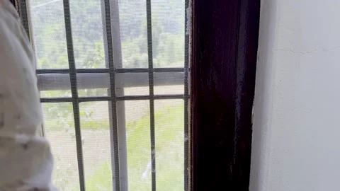 Painter Painting Window and Wall of Newly Constructed House 動画素材 339530560