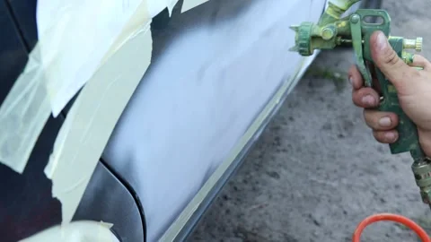 Painting a car Видео 294784194