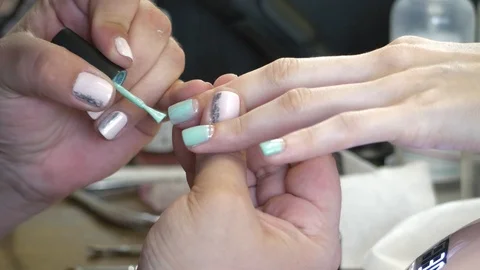 Painting of nails 動画素材 89807284