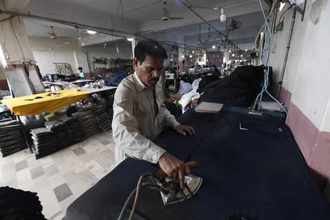 Pakistan and US finalize long-term tariff agreement to boost trade, Karachi - 07 Stock Photos