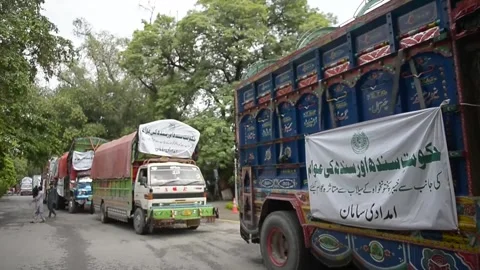 Pakistan searches for 150 missing as flood death toll rises to 660, PAKISTÁN, PK Stock Footage 315045373