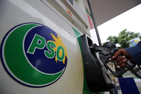 Pakistan's government decrease petrol price by Rs 8 (0.028 USD) per liter, Pesha Stock Photos