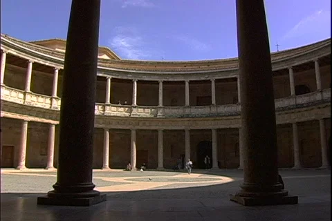 Palace Courtyard Stock-Footage 819384