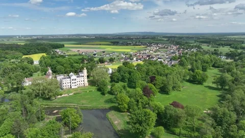 Palace in Dobra in spring. Aerial drone view of Palace and Park Complex in .. Video stock 309632100