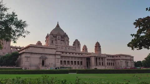 Palace exterior at evening with warm light historic architecture 库存影片 332920879