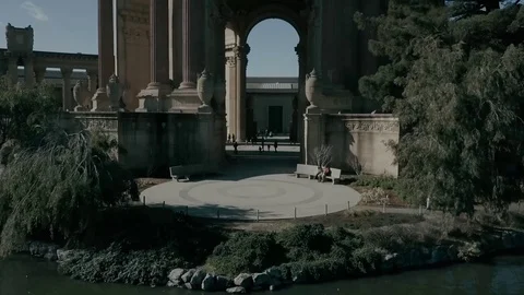 Palace of Fine Arts Crane Tracking Down 動画素材 71179913