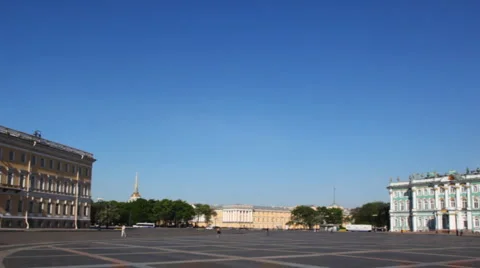 Palace Square, Alexandria post in St Petersburg Stock Footage