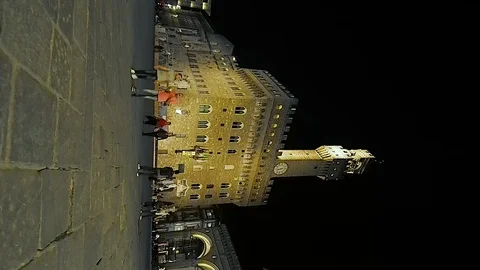 Palazzo Vecchio in vertical, at night in 4k Stock Footage 103468049