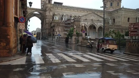 PALERMO CITY CENTRE Stock Footage 167506644