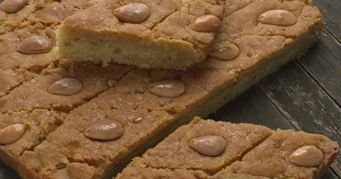 Palestinian hilbeh cake. Stock Footage 279264380