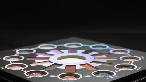 The palette of shadows rotates, closeup. Stock Footage 127504280