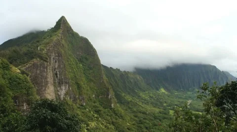 Pali and Koolau Ridge 動画素材 8229611