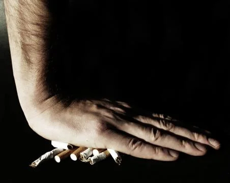 Palm on cigarettes Foto stock