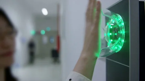 Palm scanner - biometric recognition system - hand - fingerprint scanner Stockbeeldmateriaal 79929591