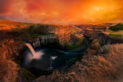 Palouse Falls Under a Dramatic Sky Stock Photos
