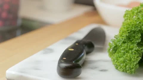 Pan across fresh herbs Vídeo Stock 12729190