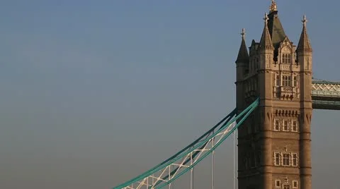 Pan across Tower Bridge CU Video stock 22015612