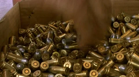 Pan and close up of bullets Stock-Footage 41118920