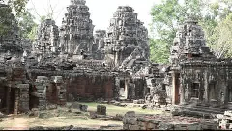 Pan of Banteay Kdei Video stock 10756275