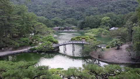 Pan beautiful view overlooking a famous japanese garden park 库存影片 141718807
