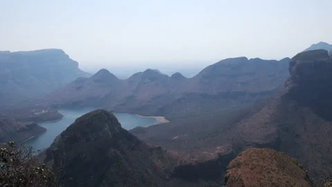 Pan of Blyde River Canyon Three Rondavels View Point Vídeo Stock 156616252