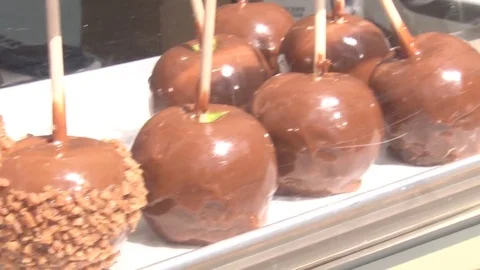 Pan of caramel apples. Stock Footage 73183623