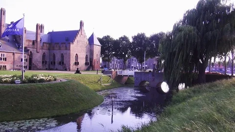 Pan from castle Radboud in Holland Video stock 120054904