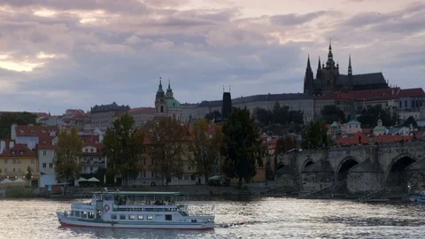 Pan to Charles Bridge in Prague Stock Footage 81159672