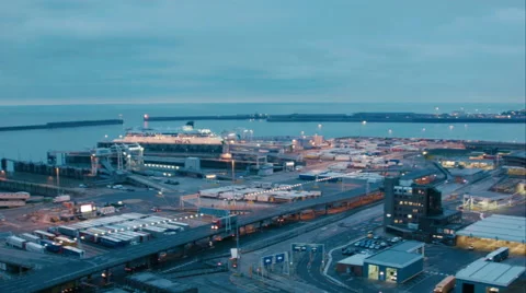 Pan of Dover Harbour dusk Stock Footage 46351560