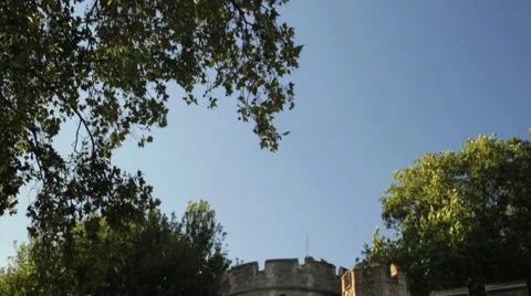 Pan Down to Castle Turret Stockbeeldmateriaal 58513304