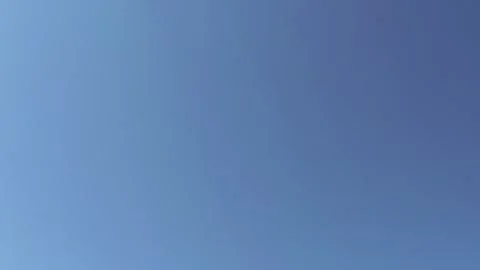 Pan down on Pikes Peak 動画素材 250352134