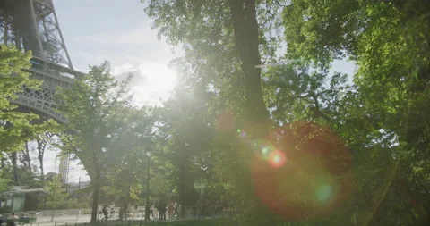 Pan to Eifeltower on a sunny summer day Stock Footage 211808397