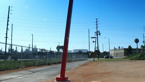 Pan from factories to  3 cranes 库存影片 10883807