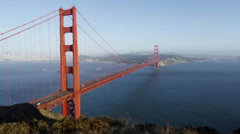 Pan to Golden Gate Bridge Video stock 35992500