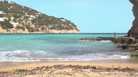 Pan on Ibiza's beach in slow motion Video stock 83044121