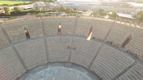 Pan inside Caesarea Amphitheater Coliseum Vídeo Stock 58405343