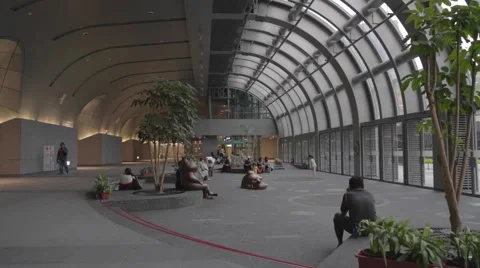 Pan inside Da-an park MRT ground level Stock Footage 43271447