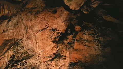 Pan to the left of ancient rock formations in Saeva Cave, Bulgaria Stock Footage 86333870