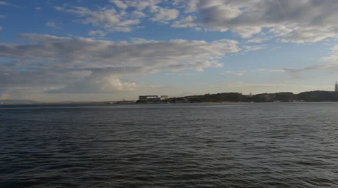 Pan of Lisbon at sunset Stock-Footage 69008840