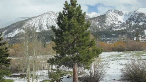 PAN OF A MOUNTAIN RANGE Stock-Footage 5701189